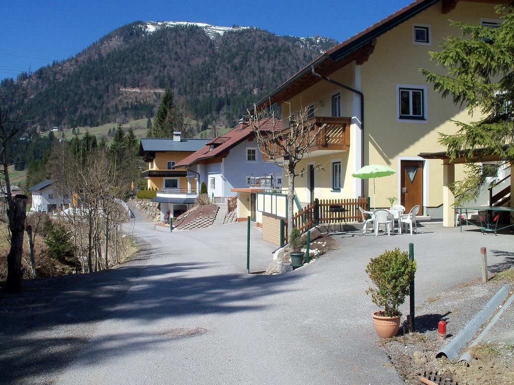 Haus Mary Daire Russbach am Pass Gschütt Dış mekan fotoğraf